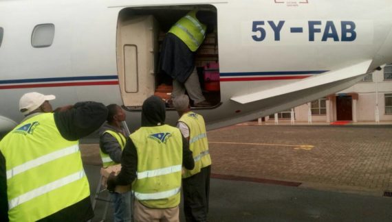 Transporting Ziwani DO Chicks