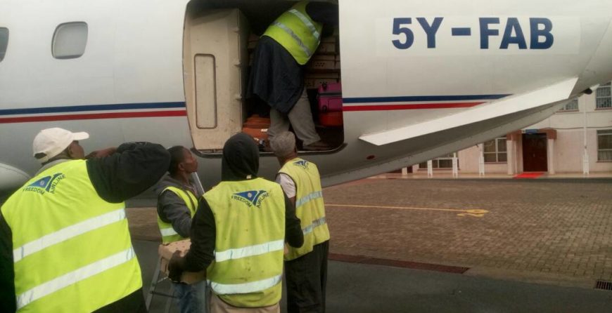 Transporting Ziwani DO Chicks