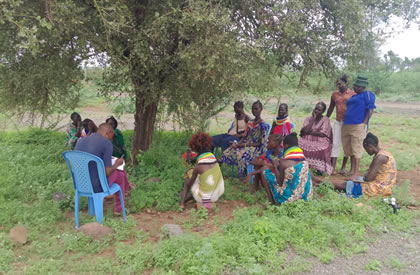 Ziwani Poultry Training host community women in kakuma, they were trainig on Poultry farming